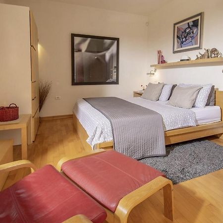 Villa Emili In Medulin - Haus Fuer 4-5 Personen ภายนอก รูปภาพ